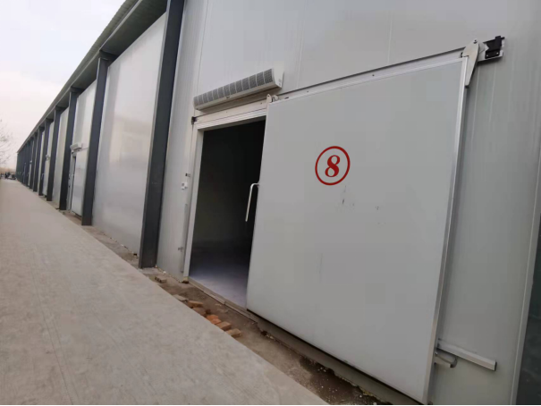 冷庫門怎么選擇？平移門和手拉門哪個更好